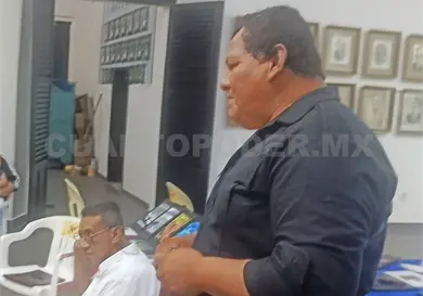 Presenta escritor turulo libro El T&aacute;lamo