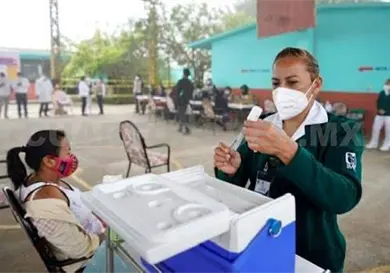 Garantizan abasto de vacunas en Chiapas
