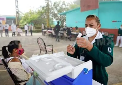 Garantizan abasto de vacunas en Chiapas