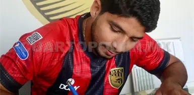 Chiapaneco Espinosa firma con Dragones de Oaxaca