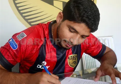 Chiapaneco Espinosa firma con Dragones de Oaxaca