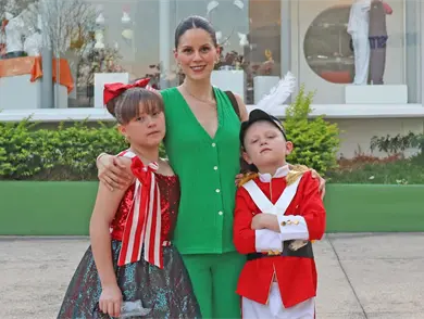 &iexcl;Una explosi&oacute;n de luz, m&uacute;sica y Navidad!