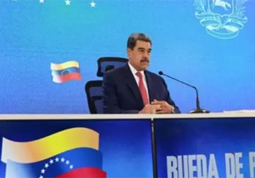 Apoyan Rusia y China movimiento de Nicol&aacute;s Maduro