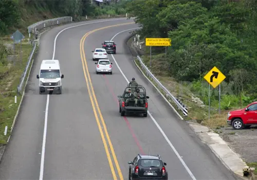 Despliegan vigilancia en carretera Tuxtla-SCLC