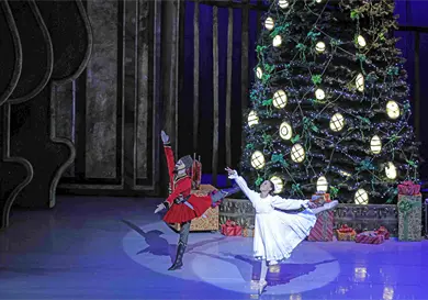 Cierran a&ntilde;o con El Cascanueces