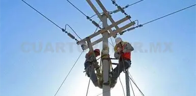 Suspenden luz por trabajos de mantenimiento