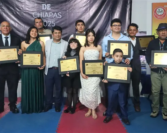 Entregan premios a lo mejor del deporte