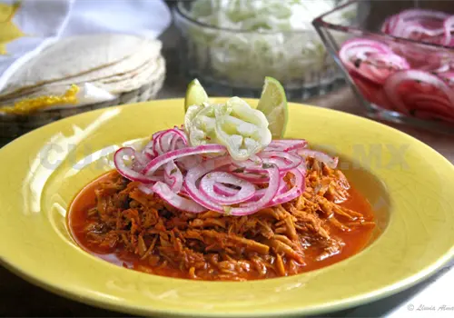 Cena navide&ntilde;a, un lujo que pesa en el bolsillo