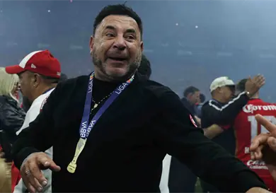 Antonio Mohamed celebra Navidad recordando t&iacute;tulos