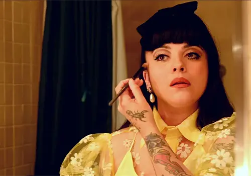 La vida de Mon en un documental La vida de Mon en un documental