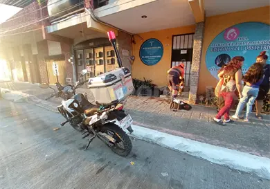 Atacan a sujeto con un machete