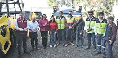 Destacan compra de 30 trenes de repavimentaci&oacute;n