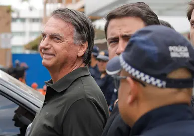 Ser&aacute; sometido Bolsonaro a procedimiento m&eacute;dico