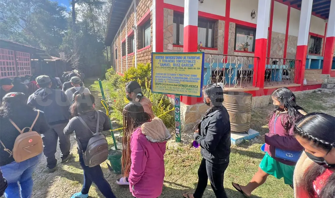 El subcomandante informó que 568 asistentes a los eventos provienen de 33 países distintos. Heriberto Ortiz / CP