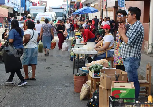 Comercio informal domina el fin de a&ntilde;o