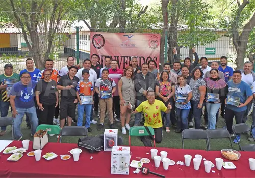 Asociaci&oacute;n Chiapaneca reconoce a periodistas