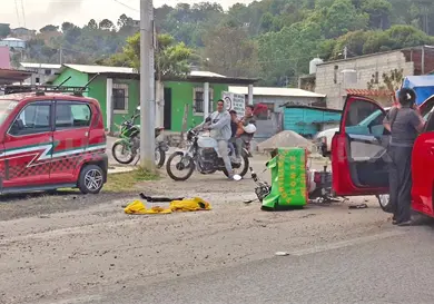 Motorista queda herido en choque