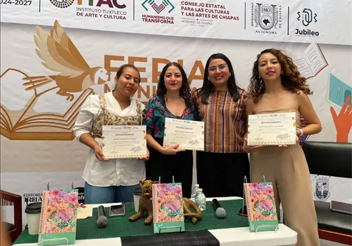 Mujeres que le escriben a la soledad