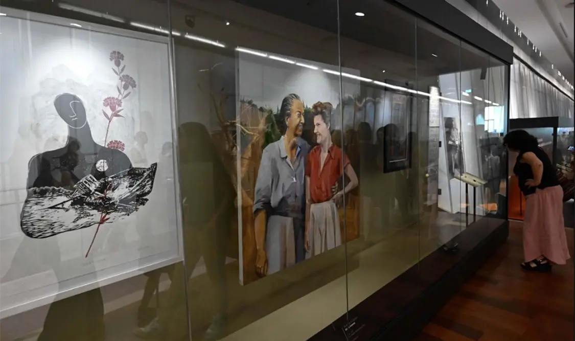 Obras exhibidas durante la inauguración de la muestra “Gabriela Mistral”. Cortesía