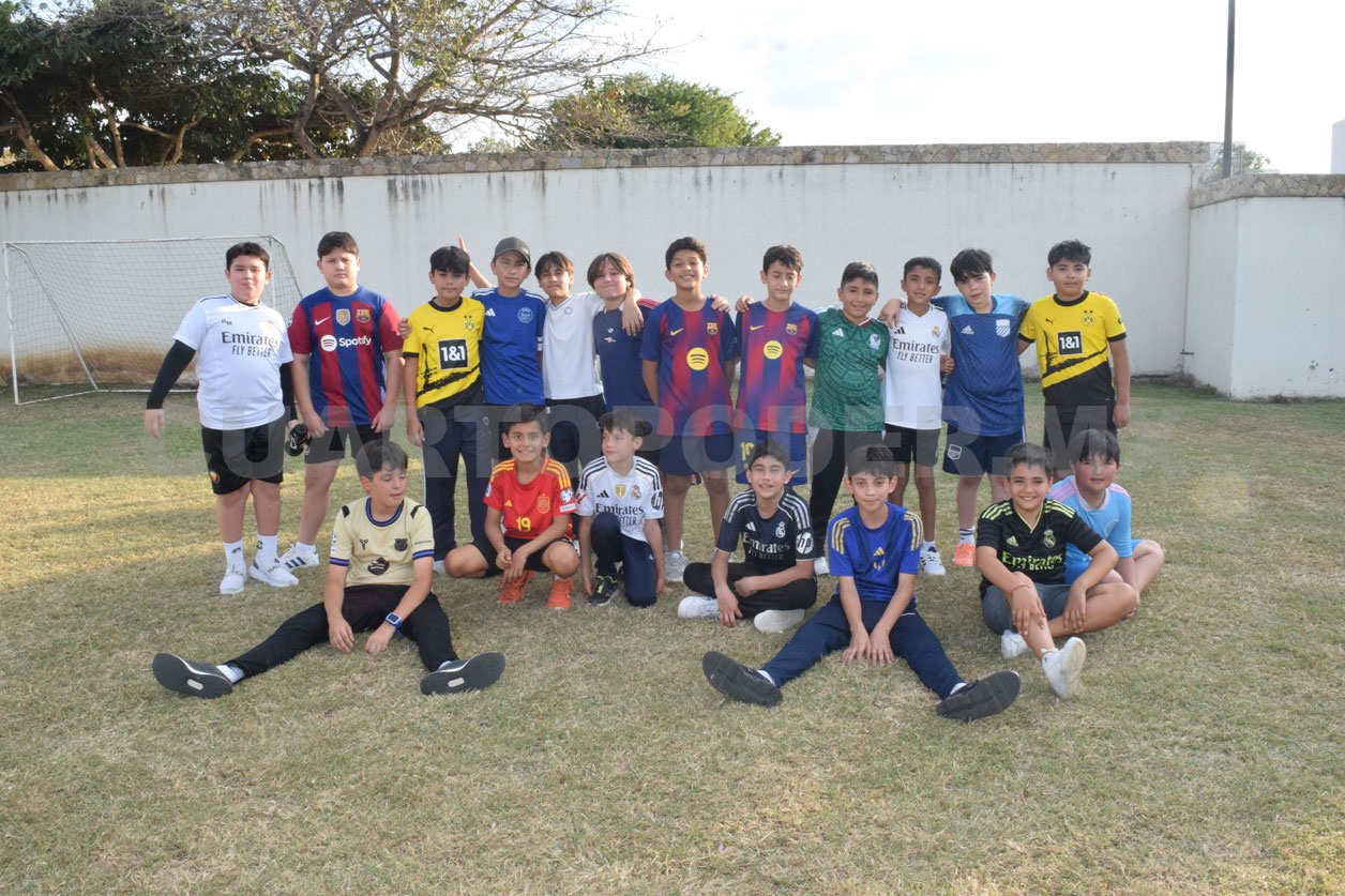 Fiesta futbolera para Rub&eacute;n
