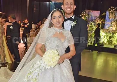 El amor los uni&oacute;