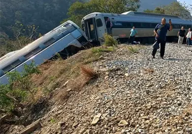 Realizan diligencias a la caja negra del tren Realizan diligencias a la caja negra del tren