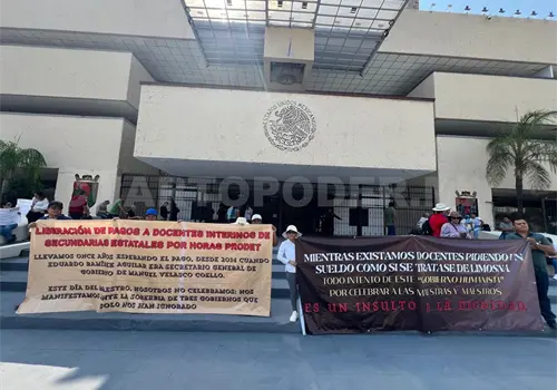 Continúa el adeudo a docentes Prodet Continúa el adeudo a docentes Prodet