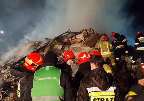Al menos 47 muertos por incendio en un bar Al menos 47 muertos por incendio en un bar