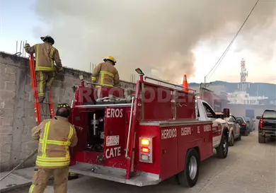 Atienden bomberos cuatro incendios iniciando el a&ntilde;o