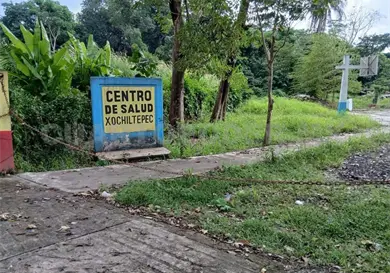 Abandonan Centro de Salud en Xochiltepec