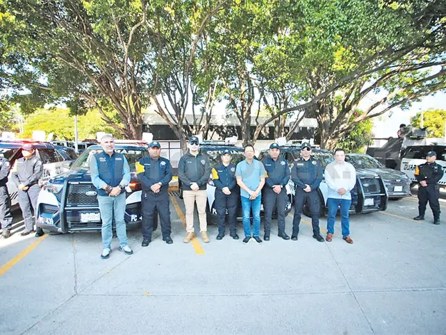 Presentan patrullas para detectar autos robados Presentan patrullas para detectar autos robados