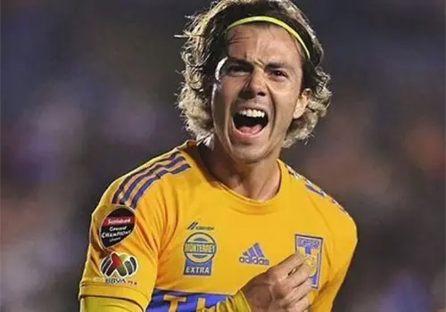 Sebasti&aacute;n C&oacute;rdova llega al Toluca