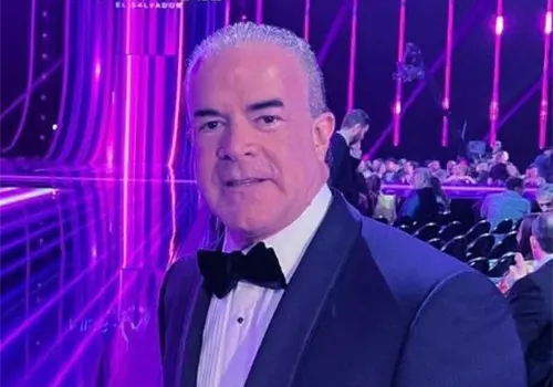 Due&ntilde;o de Miss Universo reaparece