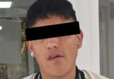 Hombre atropella a policía para evadir multa en alcaldía Hombre atropella a policía para evadir multa en alcaldía