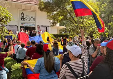 Venezolanos en México celebran captura de Nicolás Maduro Venezolanos en México celebran captura de Nicolás Maduro