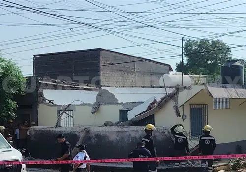 Muere alba&ntilde;il luego de desplomarse una pared