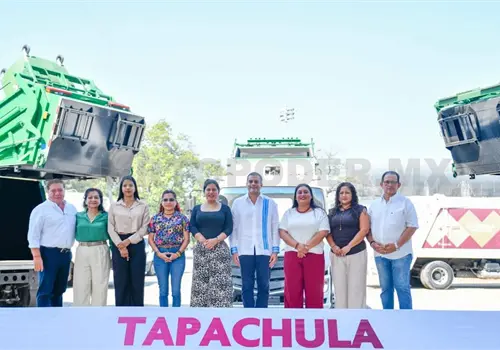 Entregan unidades nuevas de recolecci&oacute;n de basura