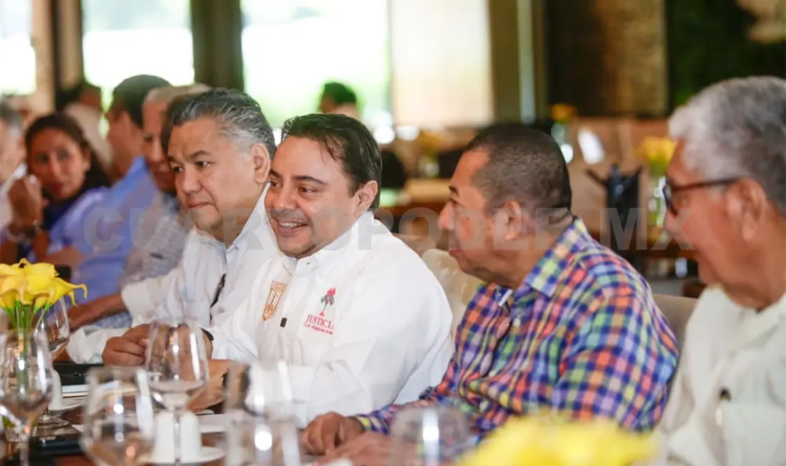 El magistrado presidente agradeció el interés del gremio por compartir este espacio de intercambio y convivencia. Cortesía