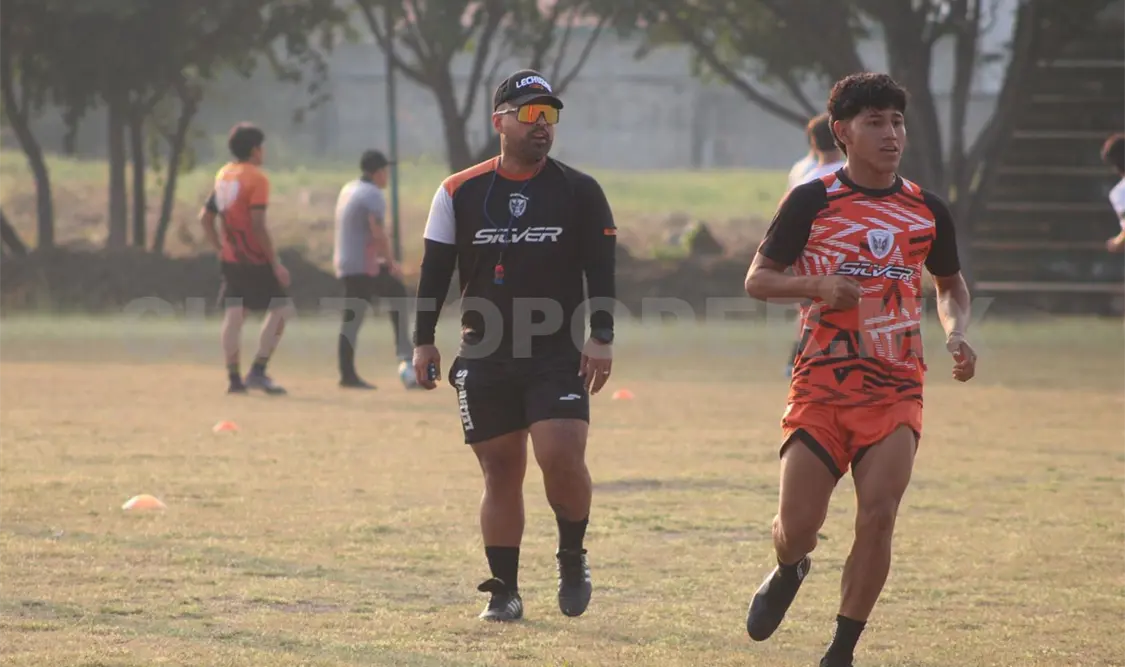 Carlos Ruiz fue llamado gracias al nivel demostrado al dirigir al conjunto de Lechuzas UPGCH. Cortesía