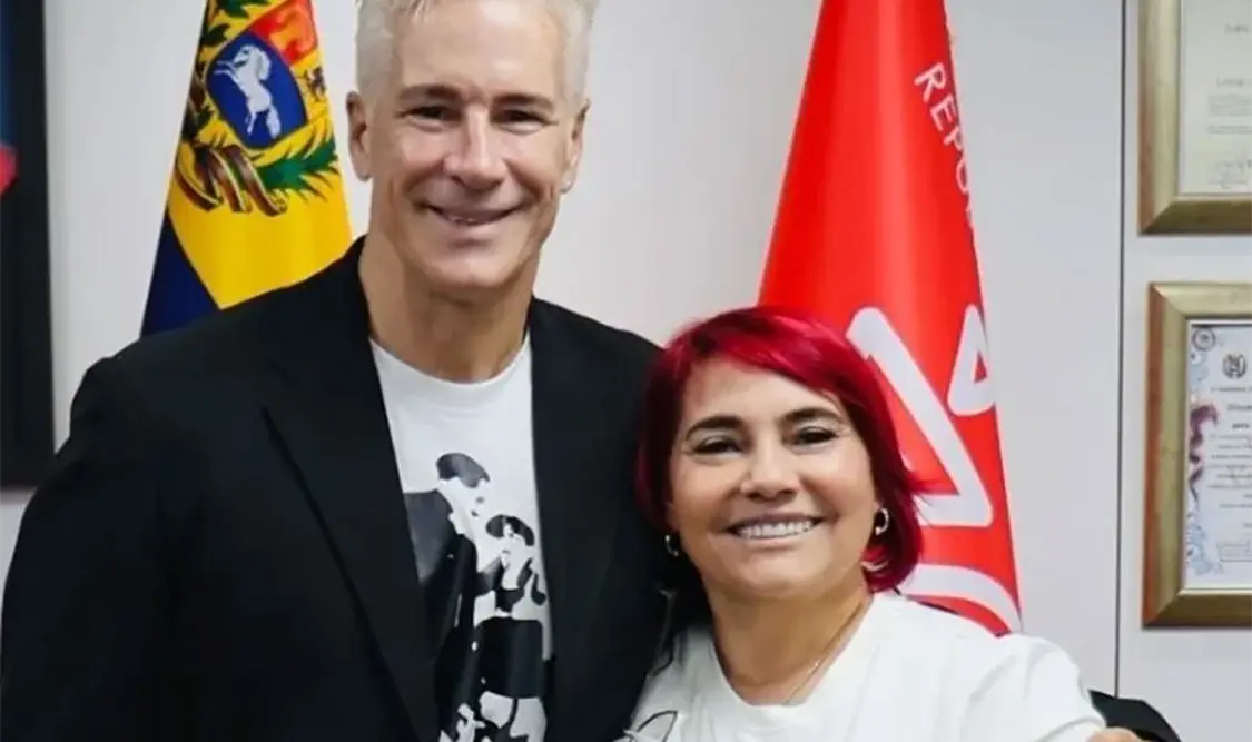 Carrillo afirma que no hay dictadura