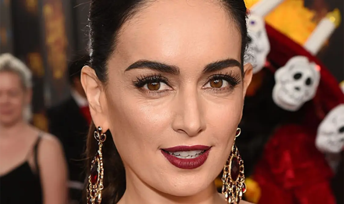 Ana de la Reguera toma valor