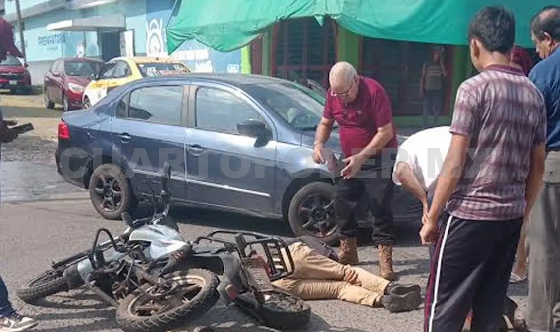 Por no manejar con precaución no se percató de la circulación de los motoristas. Víctor Sánchez / CP
