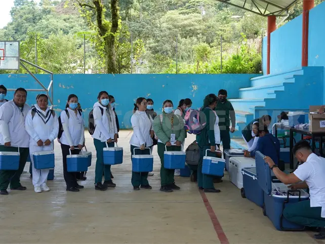 Descartan muerte de familia por sarampión Descartan muerte de familia por sarampión