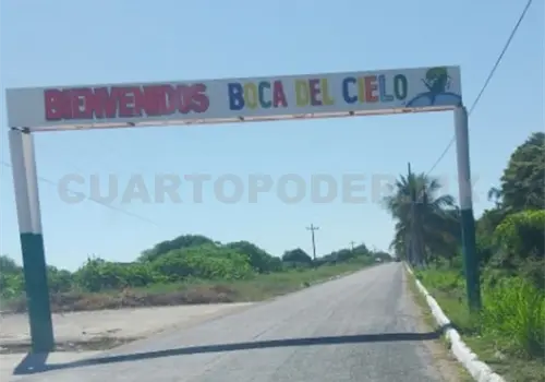 Piden limpiar maleza en entrada de Boca del Cielo Piden limpiar maleza en entrada de Boca del Cielo