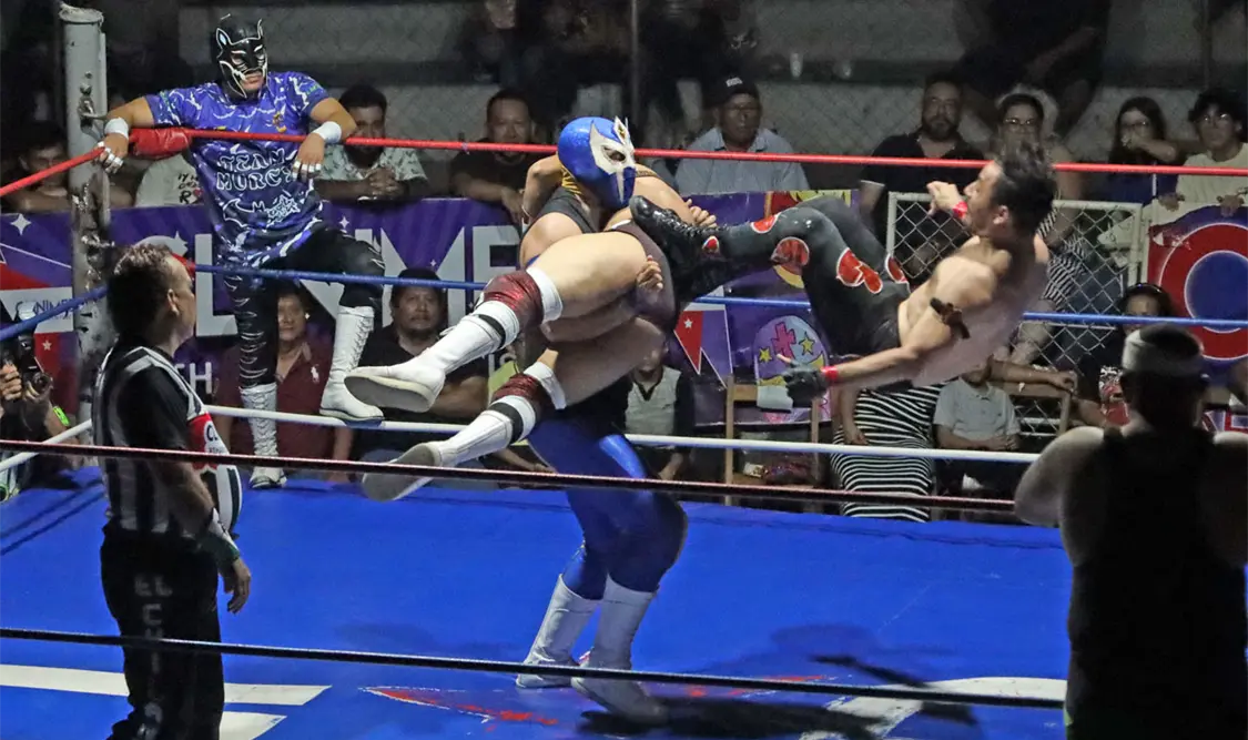 La lucha estelar de cabellera contra cabellera será el platillo fuerte de la función en el Deportivo Roma. Diego Pérez/CP