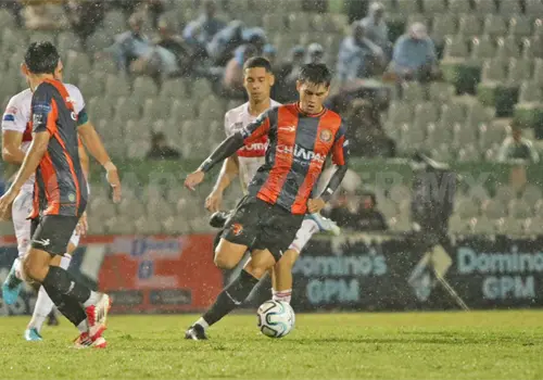 Gabriel S&aacute;nchez llama a la afici&oacute;n felina