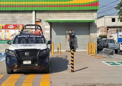 Roban en supermercado; se llevan productos y dinero Roban en supermercado; se llevan productos y dinero