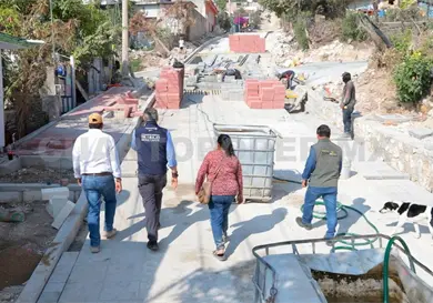 Verifican pavimentaci&oacute;n de m&aacute;s de 500 metros