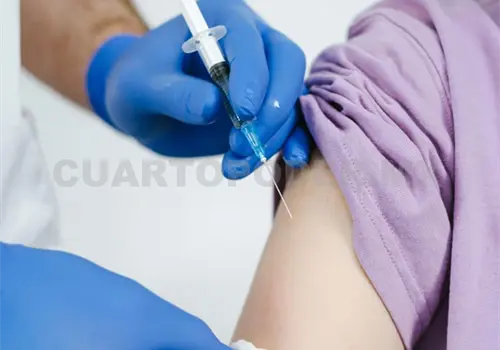 Piden vacunarse por el regreso a clases