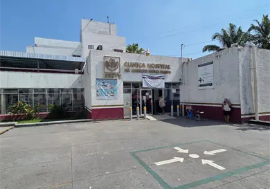 Clínica lleva cinco años sin concluirse Clínica lleva cinco años sin concluirse